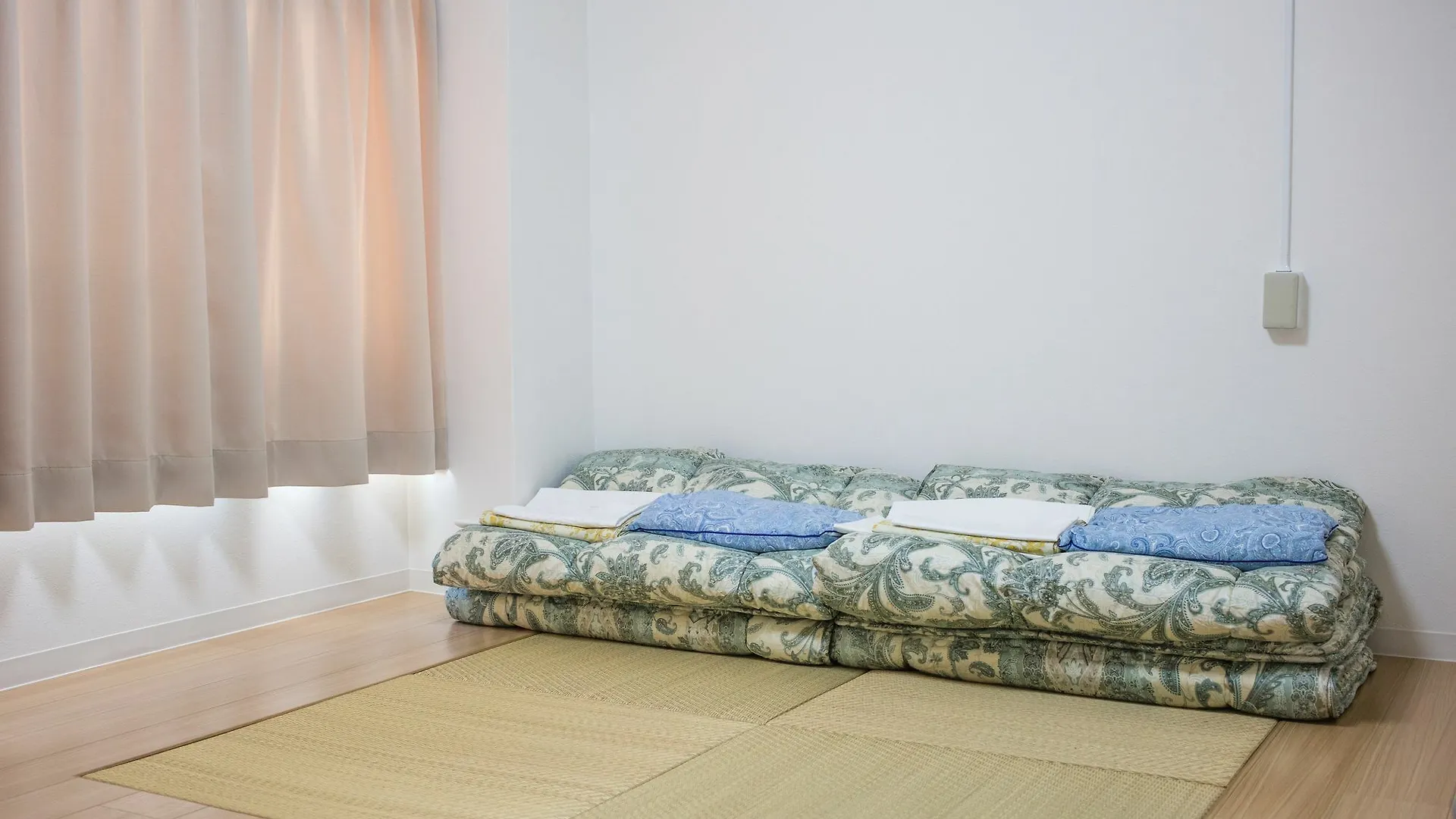 Merry Gate Osaka Guest house