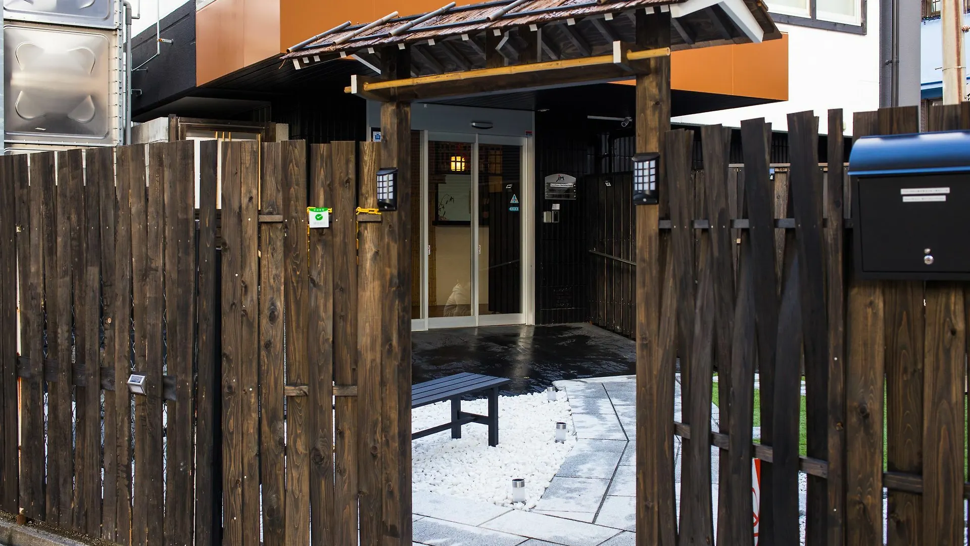 Merry Gate Osaka Guest house